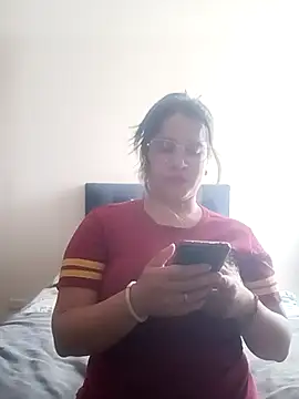 Andreita 2002 online show from 08/06/26, 03:47