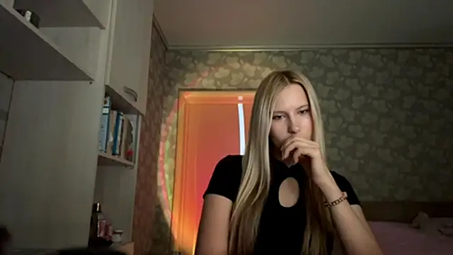 Snapshot of RalliedAckee chatting on 05/29/26, 05:27 RalliedAckee online show from 05/29/26, 05:27