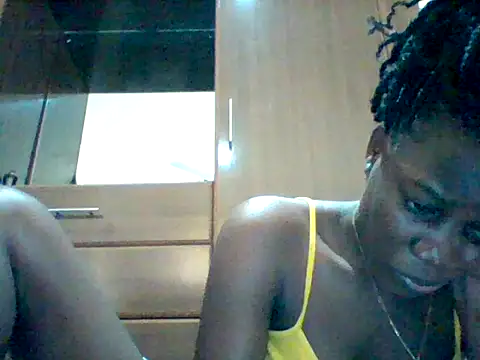 Snapshot of zainaxxxxx chatting on 07/09/26, 11:25 zainaxxxxx online show from 07/09/26, 11:25