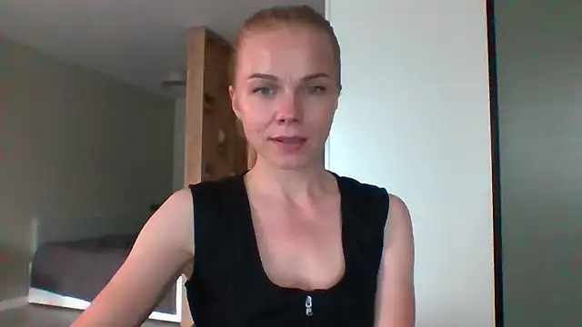 Snapshot of Tina5394 chatting on 07/10/26, 05:15 Tina5394 online show from 07/10/26, 05:15