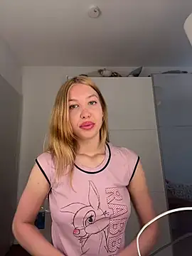 MilaaXOO online show from 06/04/26, 05:19