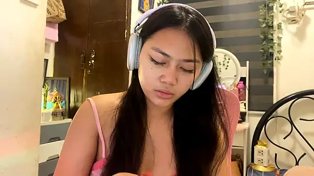 CristiLadson online show from 05/28/26, 10:29