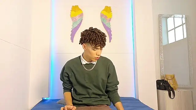 Snapshot of Monyel_Blake chatting on 07/09/26, 11:47 Monyel Blake online show from 07/09/26, 11:47