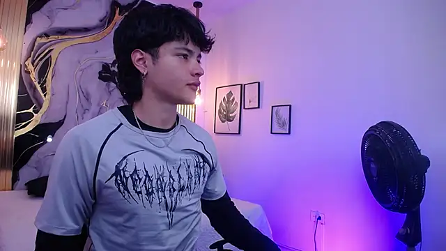 OliverMorgan66 online show from 06/19/26, 07:28
