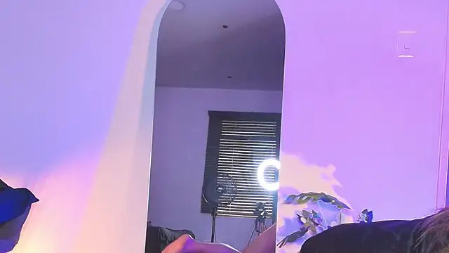 AshleyMonroee   online show from 06/24/26, 02:27