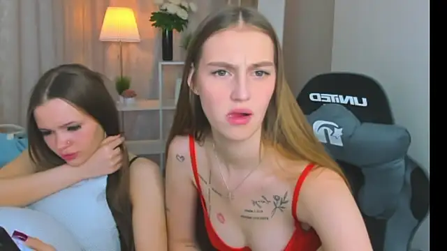 Jessica Jensen online show from 06/12/26, 01:26