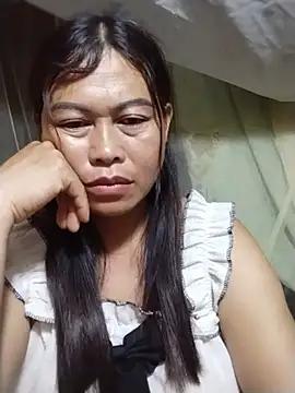 Snapshot of -Hatybi- chatting on 07/10/26, 10:01 -Hatybi- online show from 07/10/26, 10:01