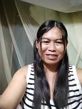 Snapshot of -Hatybi- chatting on 07/11/26, 10:55 -Hatybi- online show from 07/11/26, 10:55