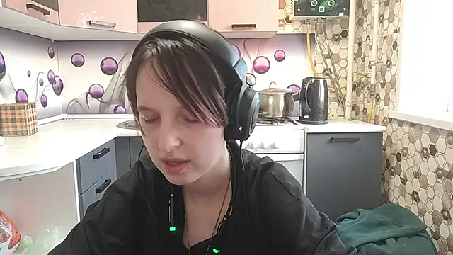 Saranade online show from 06/29/26, 04:51