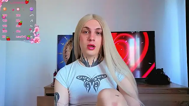 Snapshot of Chloecherry chatting on 07/14/26, 02:34 Chloecherry online show from 07/14/26, 02:34