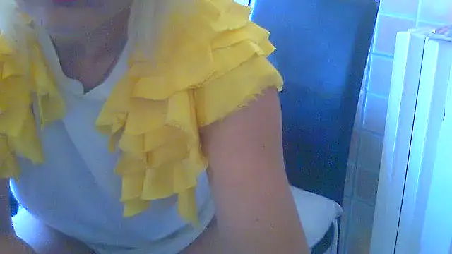 Snapshot of Alaska-perla chatting on 06/22/26, 03:53 Alaska-perla online show from 06/22/26, 03:53