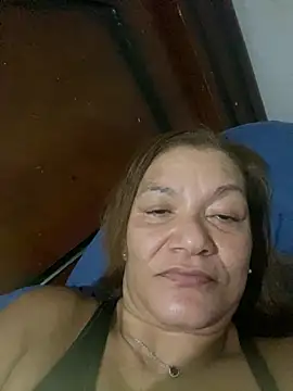Snapshot of rosanna78322 chatting on 07/16/26, 11:33 rosanna78322 online show from 07/16/26, 11:33