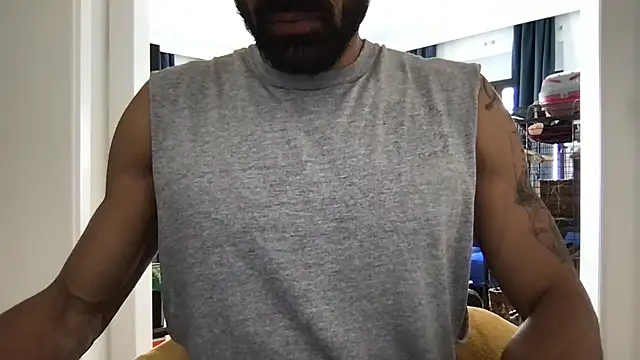 Snapshot of omni_fit chatting on 05/30/26, 02:25 omni fit online show from 05/30/26, 02:25