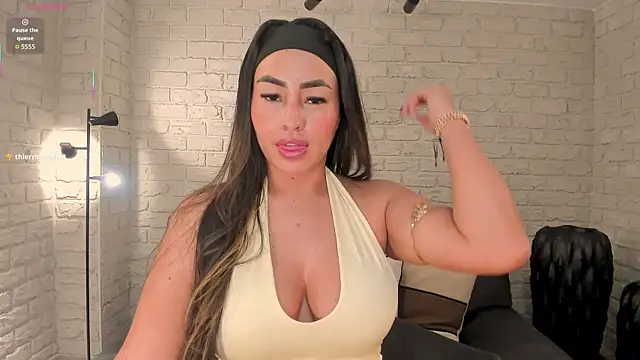 VictoriaBennetX online show from 07/15/26, 08:25