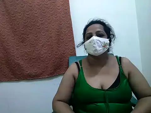 Snapshot of tamil_malluaunty chatting on 05/29/26, 04:05 tamil malluaunty online show from 05/29/26, 04:05