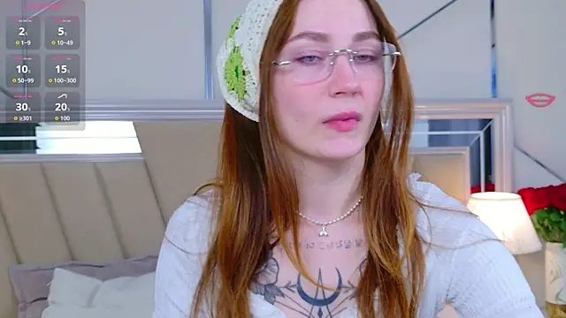 Snapshot of OliviaBrayan chatting on 06/14/26, 06:54 OliviaBrayan online show from 06/14/26, 06:54