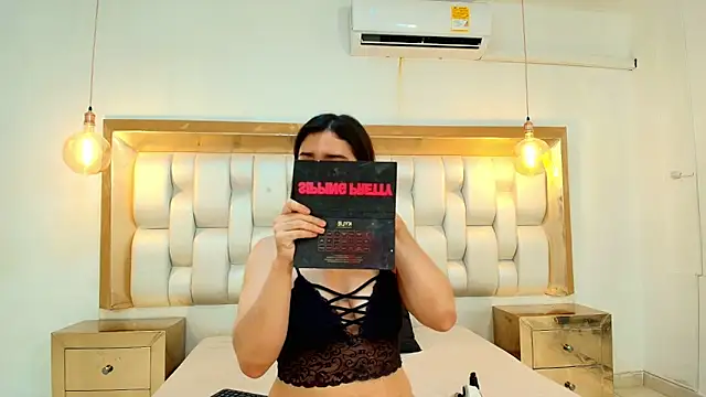 LizzyRaven online show from 07/02/26, 11:38