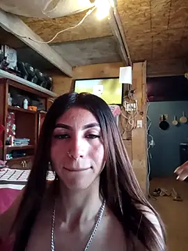 Snapshot of Chika_Misteriosa chatting on 06/19/26, 09:29 Chika Misteriosa online show from 06/19/26, 09:29