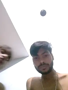 Snapshot of Rani-Couple- chatting on 05/30/26, 10:12 Rani-Couple- online show from 05/30/26, 10:12