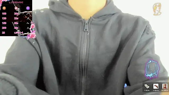 Snapshot of Maximiliano_Young chatting on 06/20/26, 12:08 Maximiliano Young online show from 06/20/26, 12:08