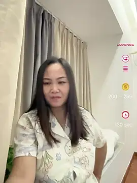 Snapshot of yinghua2026 chatting on 06/01/26, 01:57 yinghua2026 online show from 06/01/26, 01:57