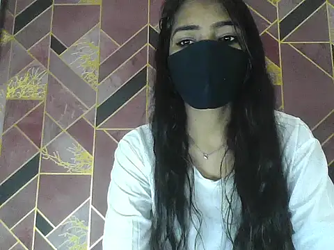 Snapshot of Hot-Roshni chatting on 06/28/26, 05:41 Hot-Roshni online show from 06/28/26, 05:41