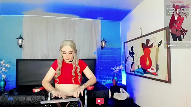 Snapshot of Sarita_Moreno chatting on 06/17/26, 03:20 Sarita Moreno online show from 06/17/26, 03:20