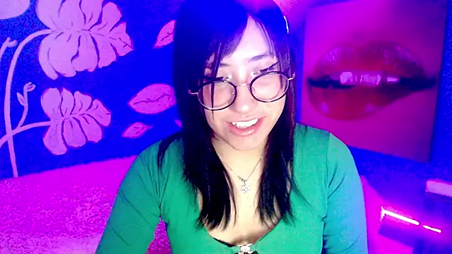 Snapshot of eli_doll chatting on 06/14/26, 10:17 eli doll online show from 06/14/26, 10:17