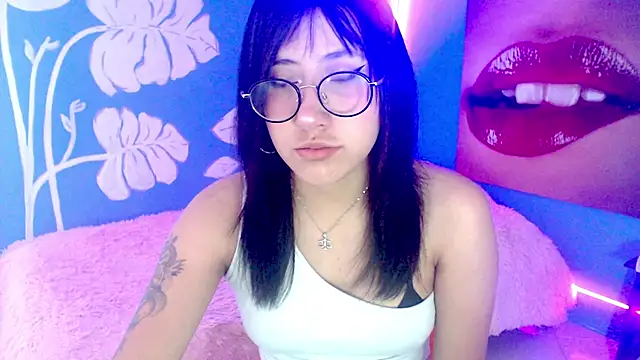 Snapshot of eli_doll chatting on 06/18/26, 11:14 eli doll online show from 06/18/26, 11:14
