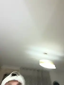 Snapshot of emanuel00220 chatting on 08/03/26, 07:17 emanuel00220 online show from 08/03/26, 07:17