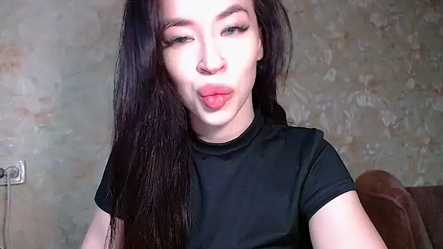 Snapshot of lu_dominationn chatting on 07/05/26, 07:26 lu dominationn online show from 07/05/26, 07:26