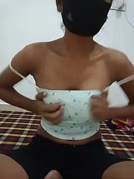 Snapshot of cute_dipti chatting on 07/12/26, 01:46 cute dipti online show from 07/12/26, 01:46