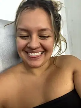 azulskyer online show from 06/21/26, 05:37