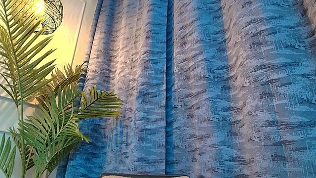 Snapshot of Eman_Wave chatting on 07/15/26, 12:38 Eman Wave online show from 07/15/26, 12:38