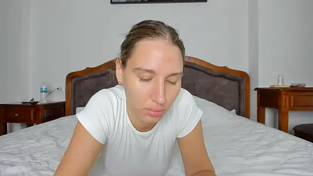 SofiClimbing online show from 11/25/25, 06:24