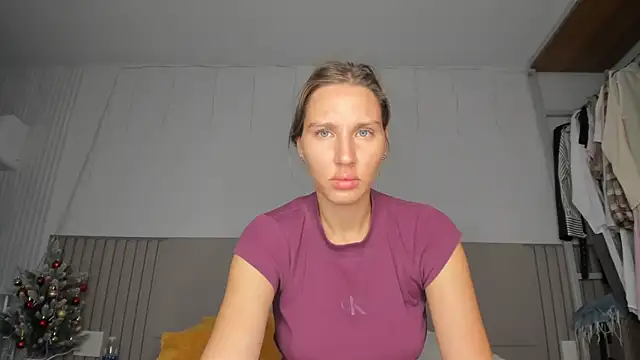 SofiClimbing online show from 02/16/26, 01:24