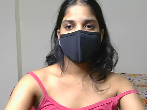 hii-tanisa online show from 06/27/26, 10:42