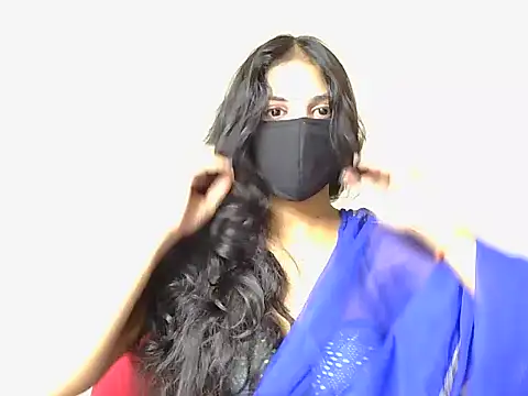 hii-tanisa online show from 07/05/26, 04:19