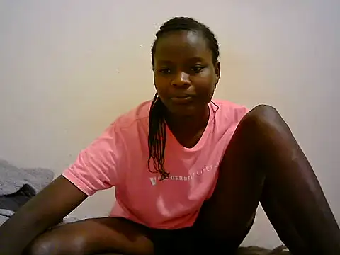 Snapshot of BerryJulie chatting on 07/06/26, 04:31 BerryJulie online show from 07/06/26, 04:31