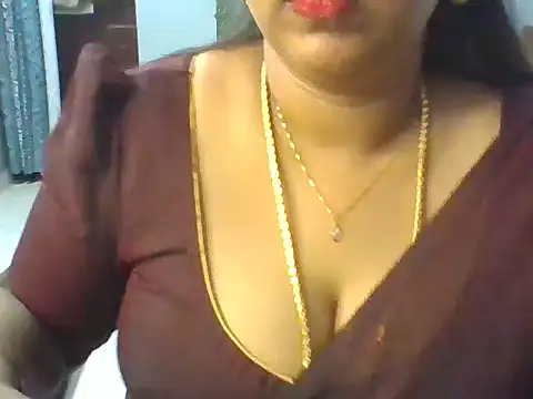 Snapshot of Tamil_hot_Meenu chatting on 07/11/26, 11:02 Tamil hot Meenu online show from 07/11/26, 11:02