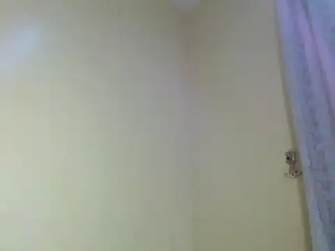 Snapshot of lilpretty16 chatting on 07/08/26, 01:10 lilpretty16 online show from 07/08/26, 01:10