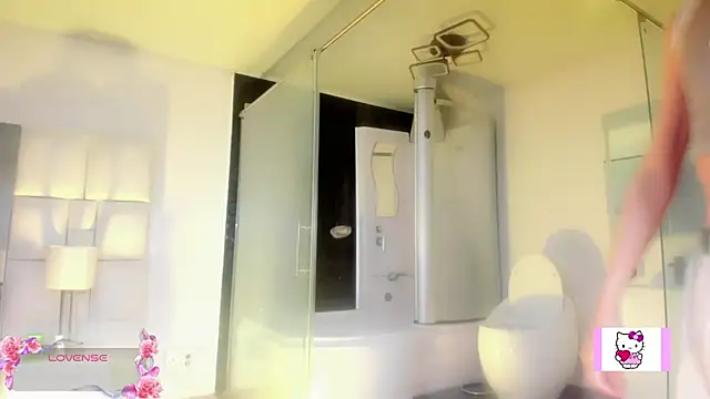 Snapshot of Lecsis_Lincy chatting on 07/11/26, 11:24 Lecsis Lincy online show from 07/11/26, 11:24