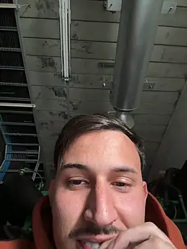 Snapshot of higorsz chatting on 06/01/26, 02:41 higorsz online show from 06/01/26, 02:41