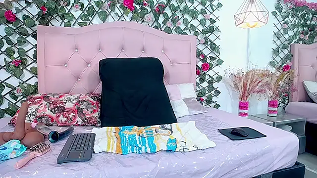Snapshot of Alexita_Sweet chatting on 07/16/26, 07:53 Alexita Sweet online show from 07/16/26, 07:53