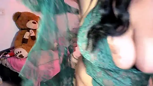 Snapshot of Meganxx1 chatting on 01/09/26, 03:04 Meganxx1 online show from 01/09/26, 03:04