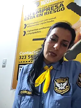 Snapshot of ALEJANDRA__28 chatting on 06/19/26, 01:04 ALEJANDRA 28 online show from 06/19/26, 01:04