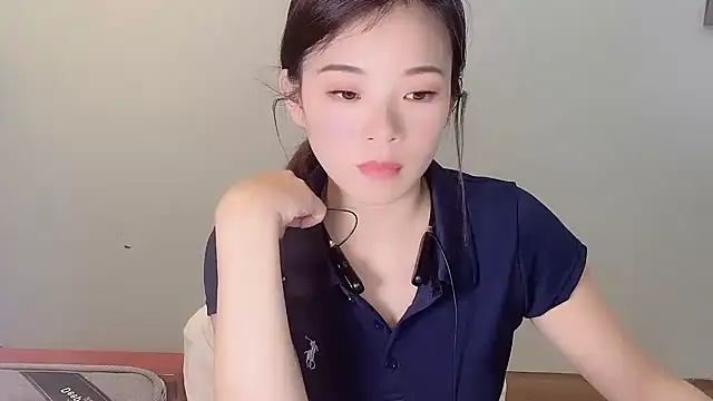Snapshot of chaomei- chatting on 06/30/26, 02:51 chaomei- online show from 06/30/26, 02:51