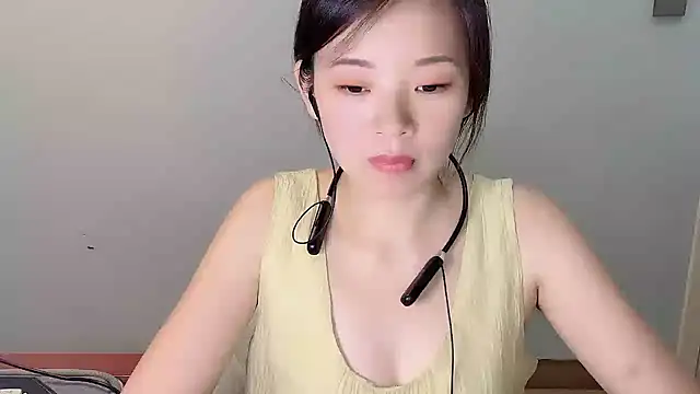 Snapshot of chaomei- chatting on 07/08/26, 09:14 chaomei- online show from 07/08/26, 09:14