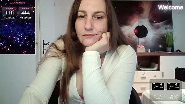 Snapshot of Yevgeshka-Milashka chatting on 02/26/25, 06:47 Yevgeshka-Milashka online show from 02/26/25, 06:47