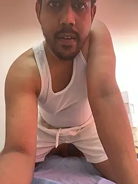Snapshot of hornyslutvks chatting on 06/02/26, 06:48 hornyslutvks online show from 06/02/26, 06:48